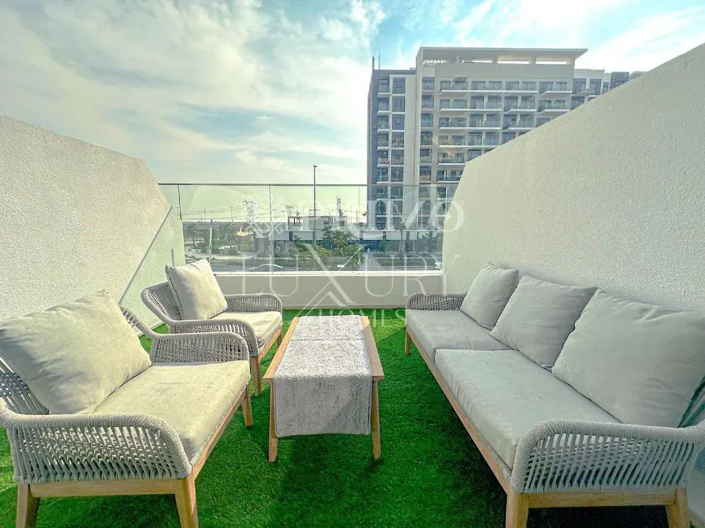 Prime Studio Apt At Azizi Riviera 45, Meydan United Arab Emirates